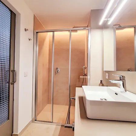Hotel Waki Conscious 3*